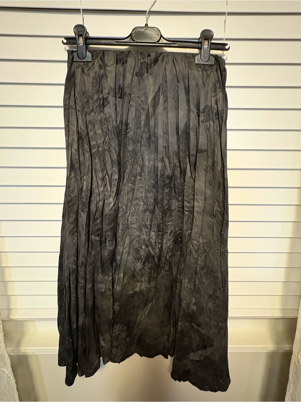 Desigual Black Pleated Textured Midi Skirt, Size Small (EUC) - Picture 4 of 9